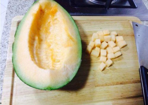 老头吃哈密瓜视频大全免费观看,老头吃哈密瓜视频大全，欢乐时光尽在此处